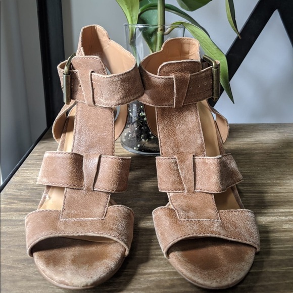 2 for $40🌸Nine West Sandals - Picture 1 of 6